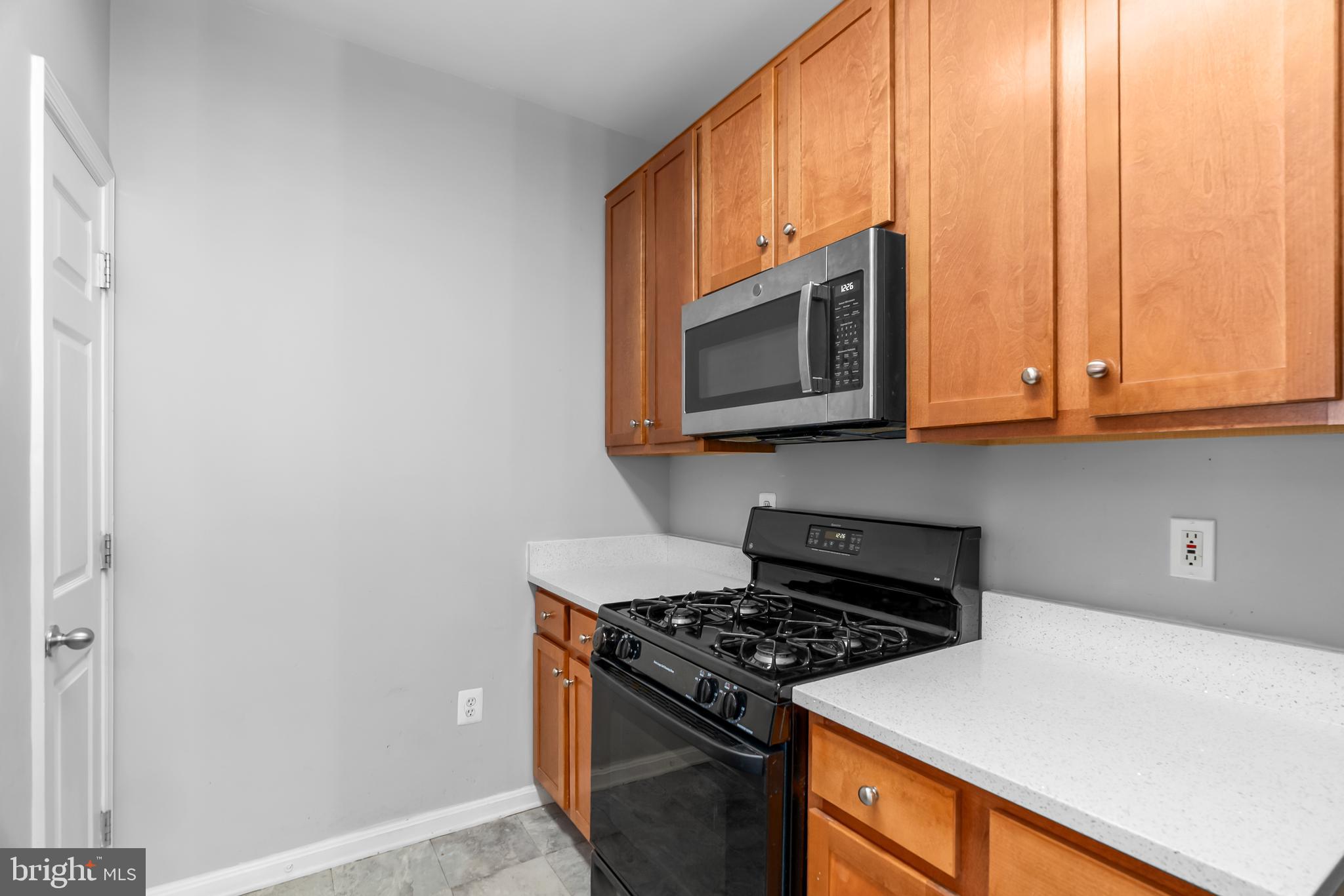 4852 EISENHOWER AVENUE 342