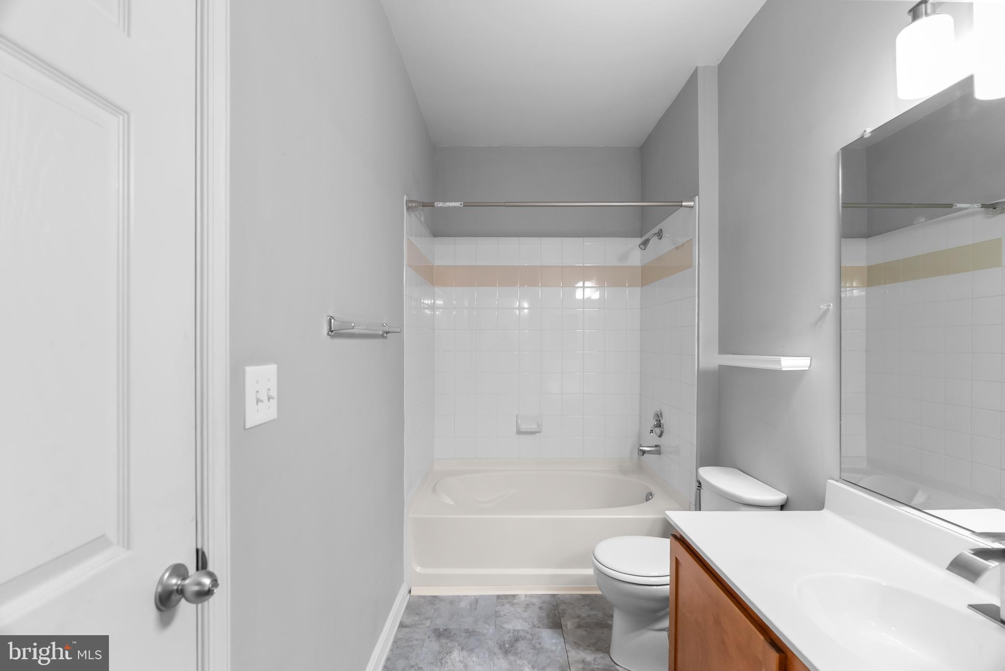 4852 EISENHOWER AVENUE 342