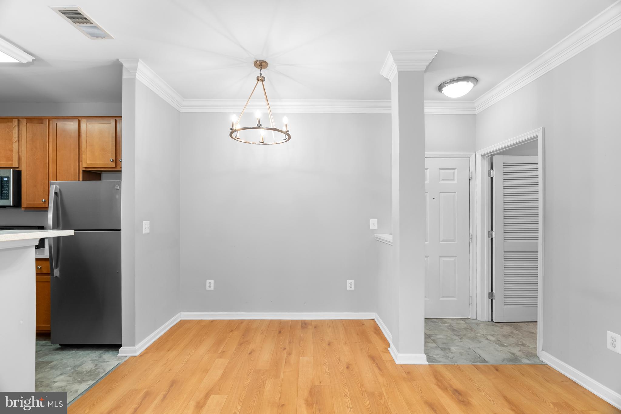 4852 EISENHOWER AVENUE 342