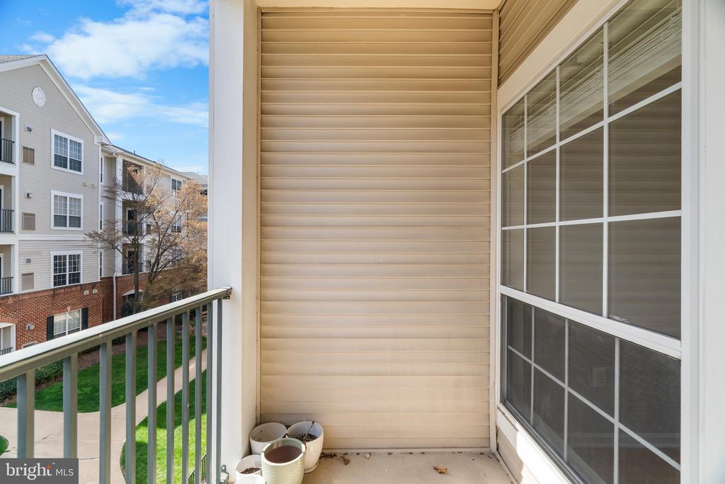 4852 EISENHOWER AVENUE 342