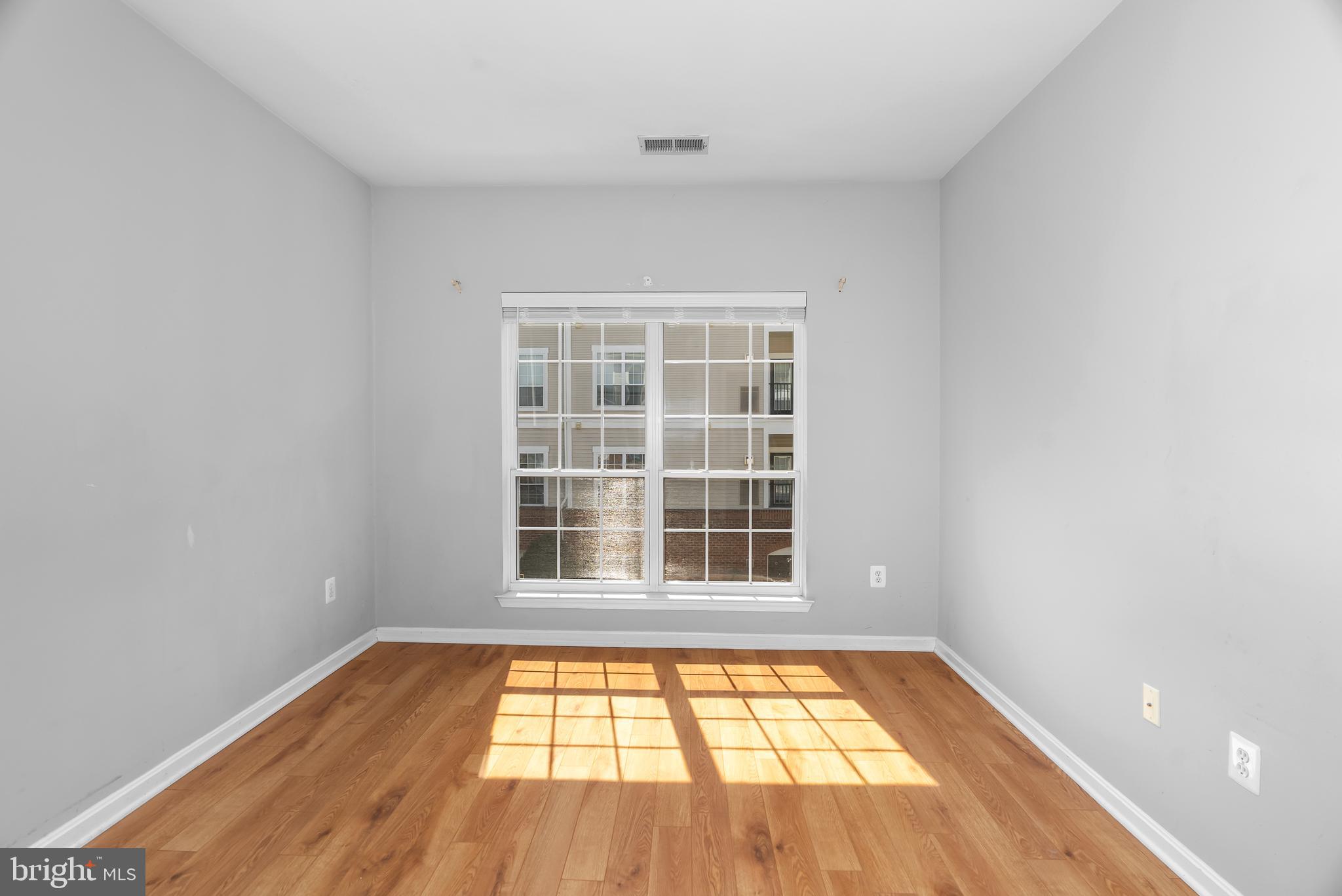 4852 EISENHOWER AVENUE 342