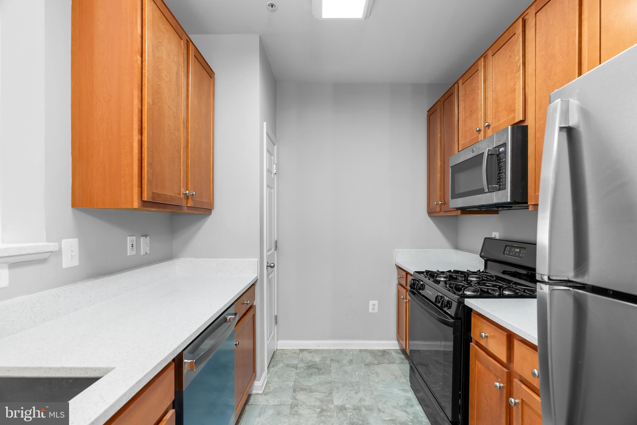 4852 EISENHOWER AVENUE 342