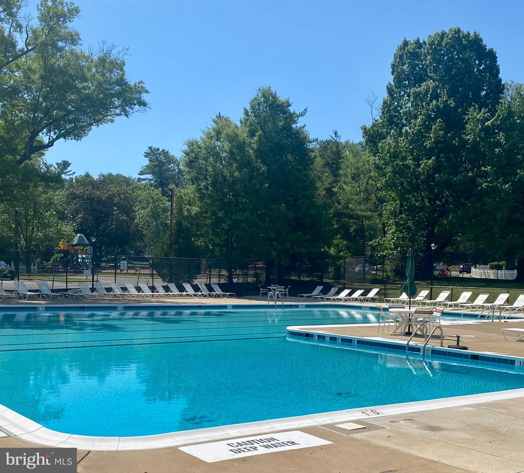 3702 VALLEY DRIVE 516-37