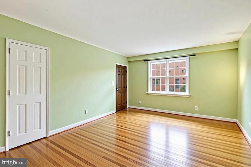 19 AUBURN COURT Unit: A