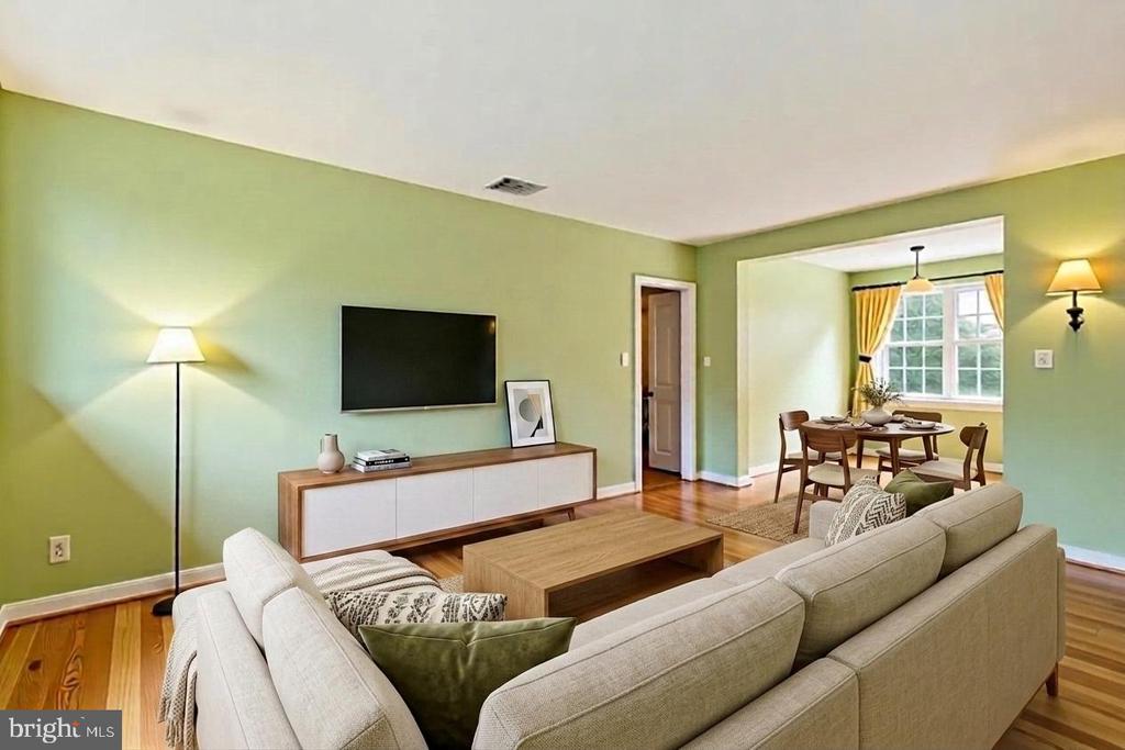 19 AUBURN COURT Unit: A