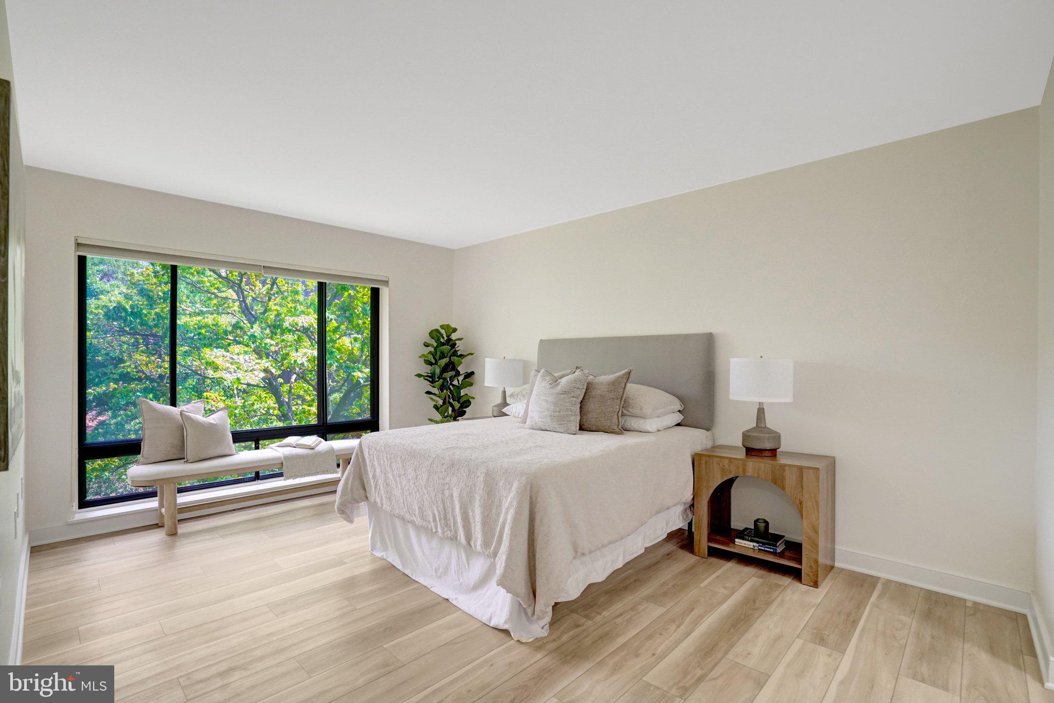 128 ROBERTS LANE 400