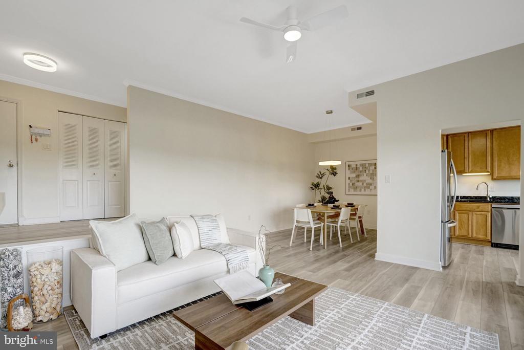 128 ROBERTS LANE 400