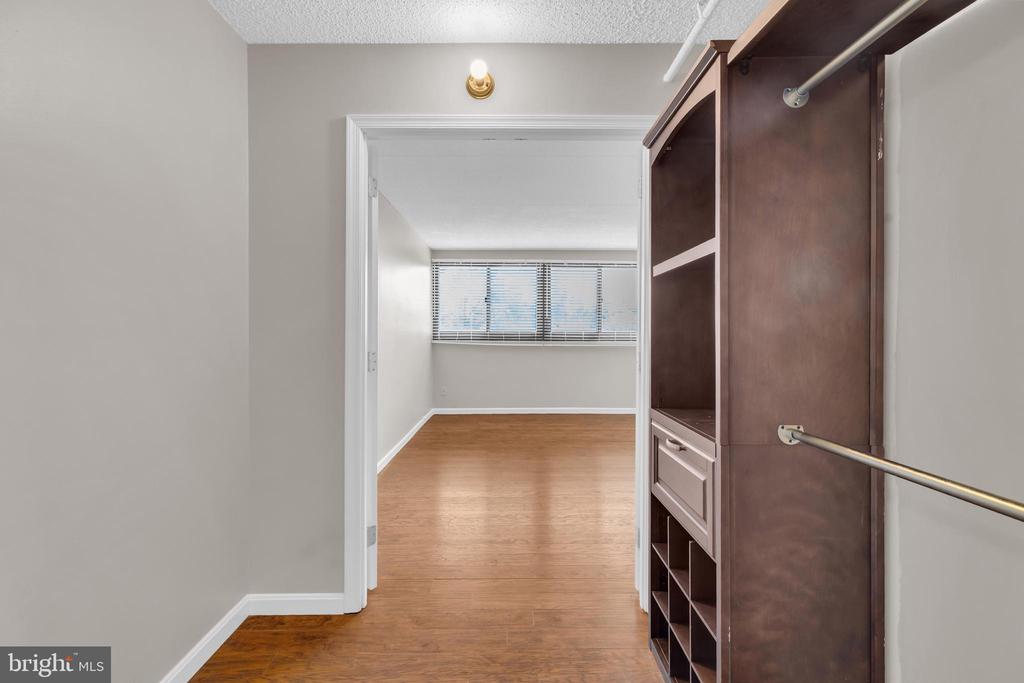 5911 EDSALL ROAD Unit: 803
