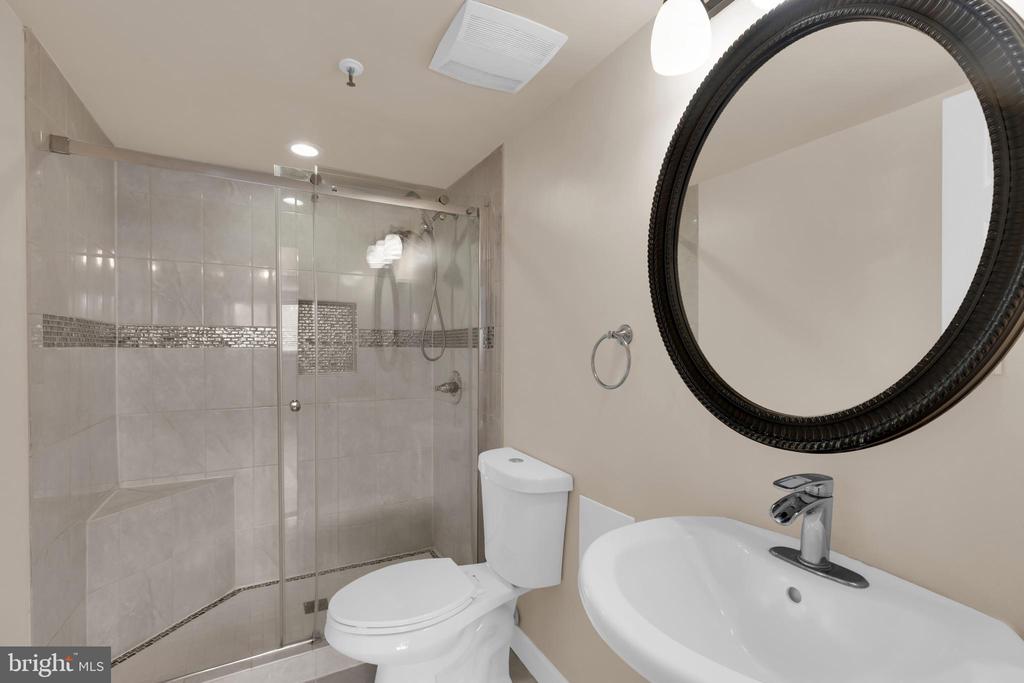 5911 EDSALL ROAD Unit: 803