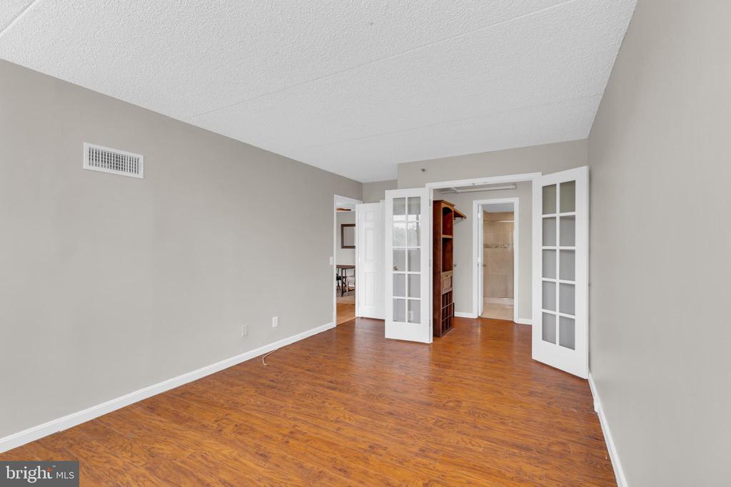 5911 EDSALL ROAD Unit: 803