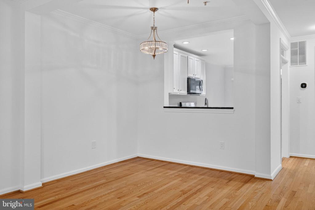718 NORFOLK LANE Unit: A