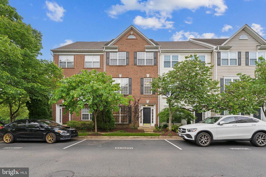 3802 DOMINION MILL DRIVE