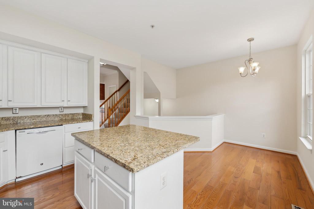 3802 DOMINION MILL DRIVE