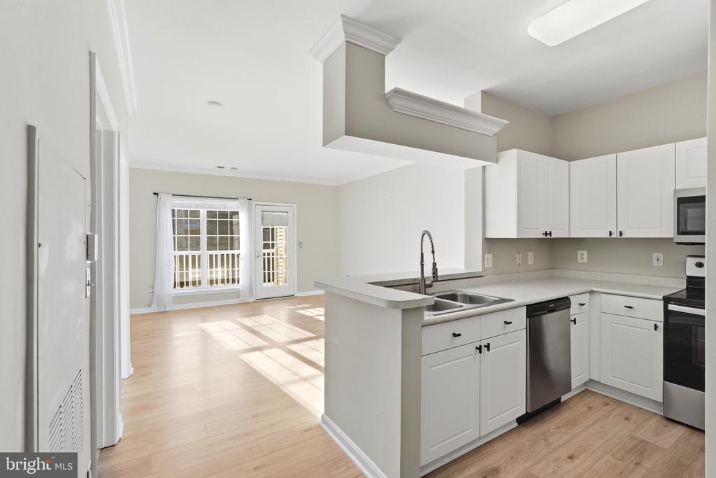 4551 STRUTFIELD LANE 4308