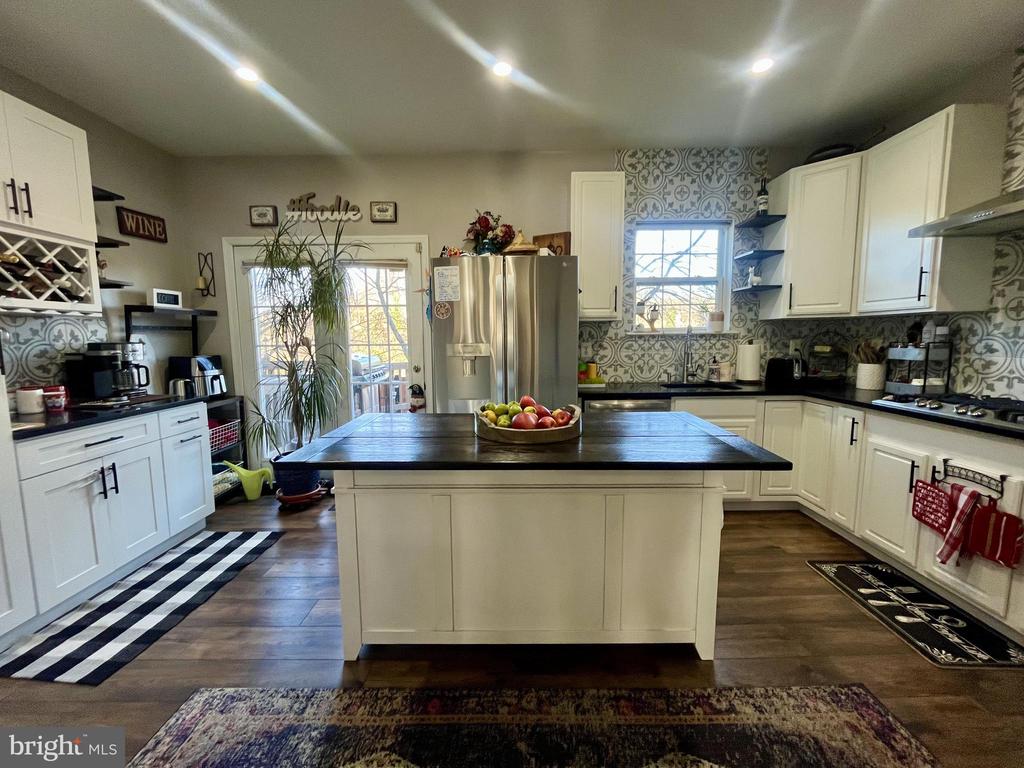 3847 WATKINS MILL DRIVE