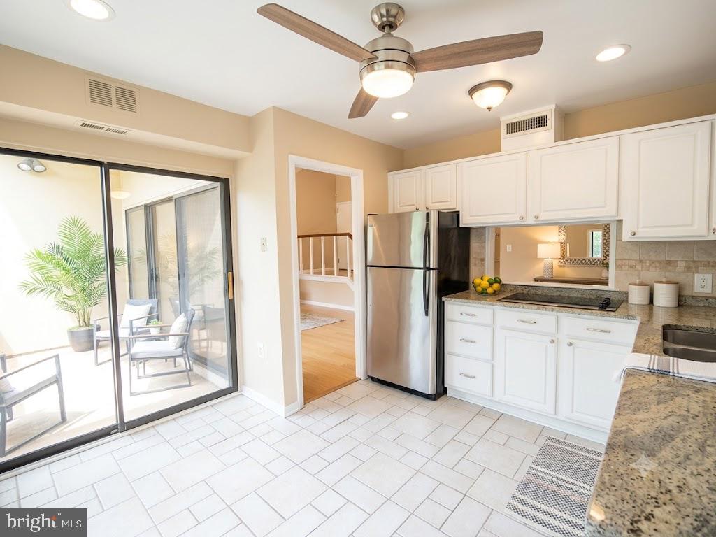 104 ROBERTS LN Unit: 100