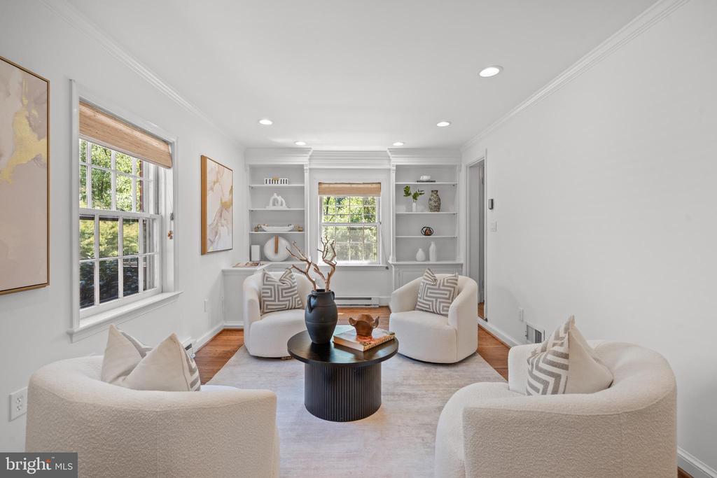 808 W TIMBER BRANCH PARKWAY