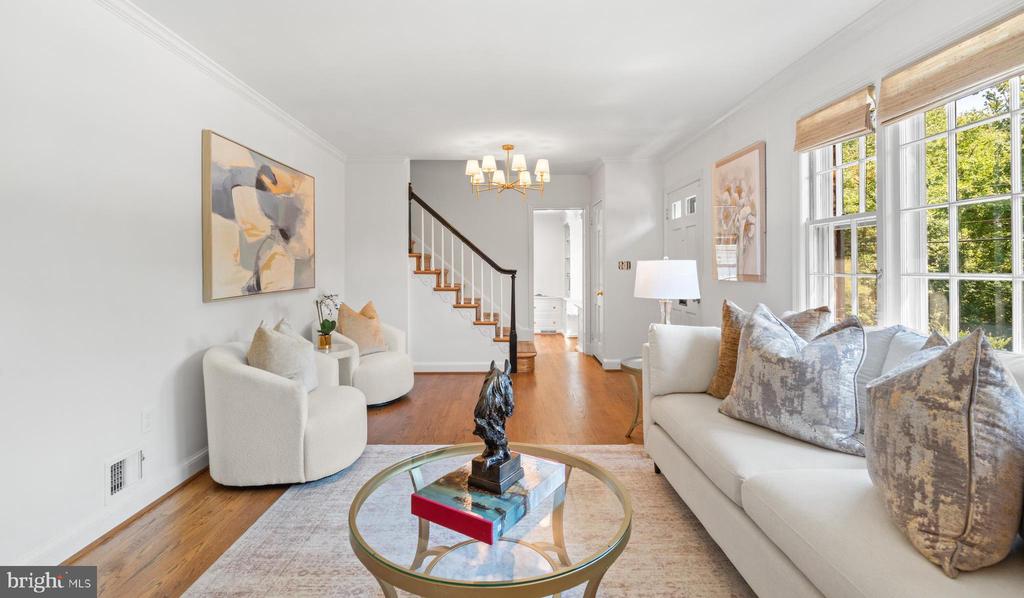 808 W TIMBER BRANCH PARKWAY