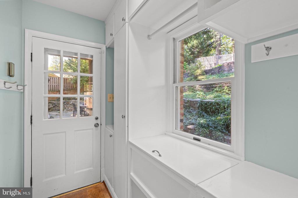 808 W TIMBER BRANCH PARKWAY