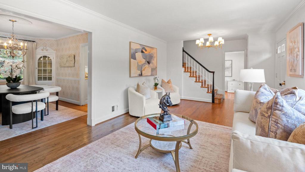 808 W TIMBER BRANCH PARKWAY