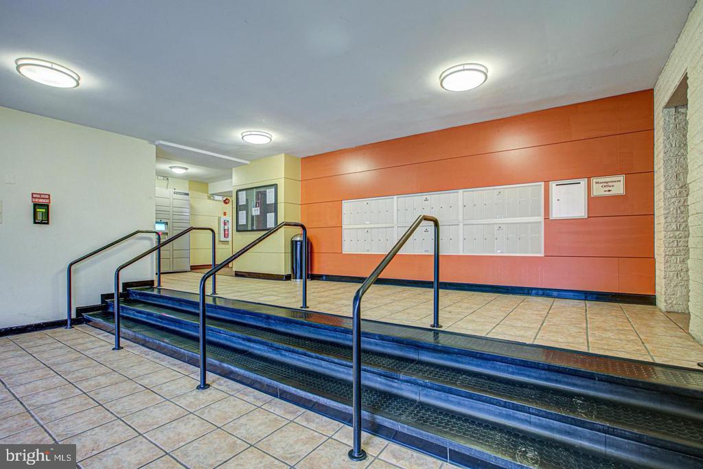 16 S VAN DORN STREET Unit: 604