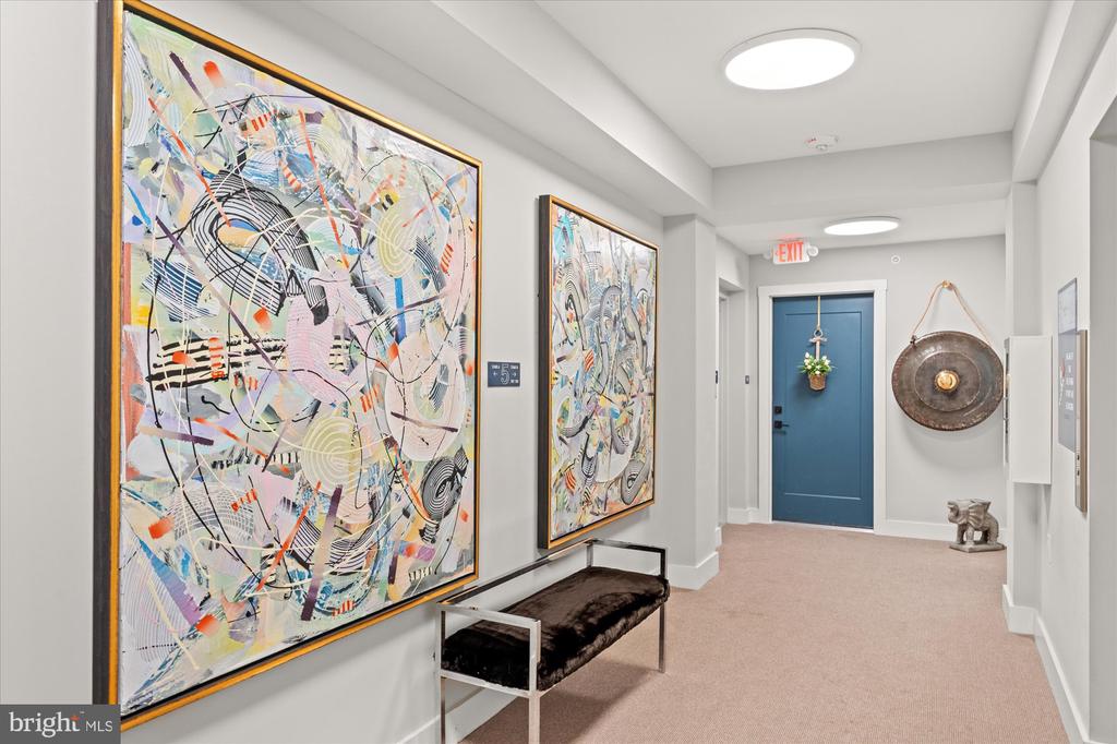 312 S WASHINGTON STREET Unit: 502