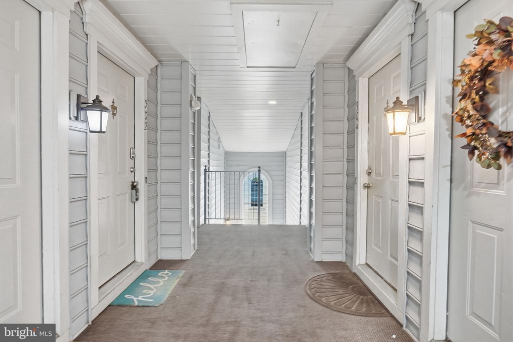 1724 KINGSGATE COURT Unit: 302