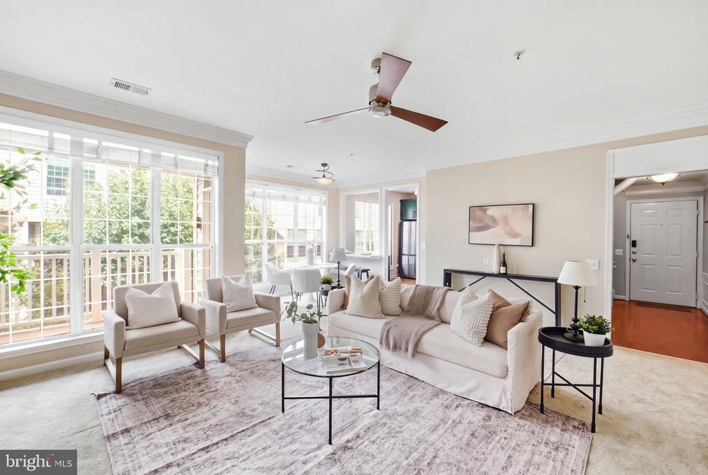 1724 KINGSGATE COURT Unit: 302