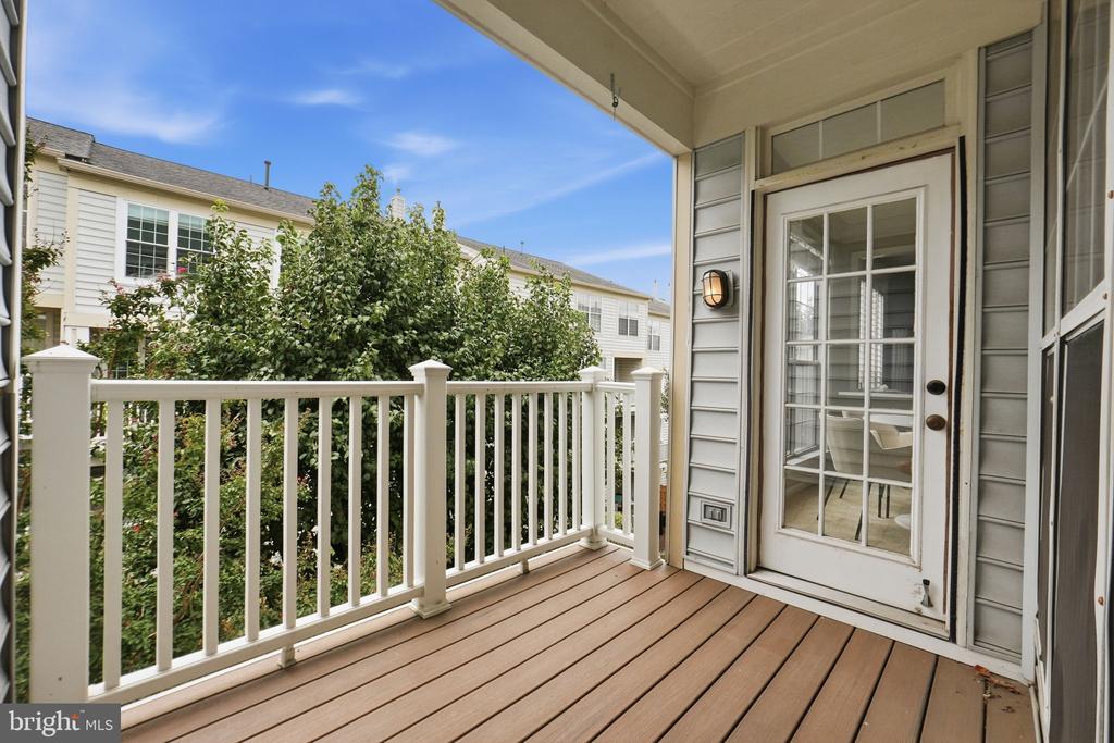 1724 KINGSGATE COURT Unit: 302