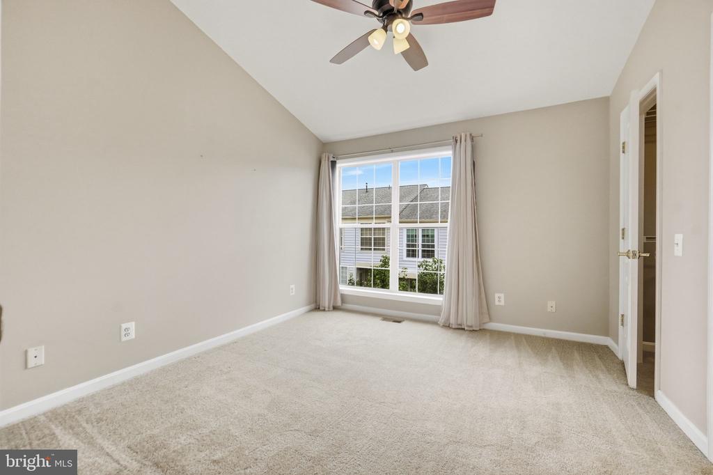 1724 KINGSGATE COURT Unit: 302