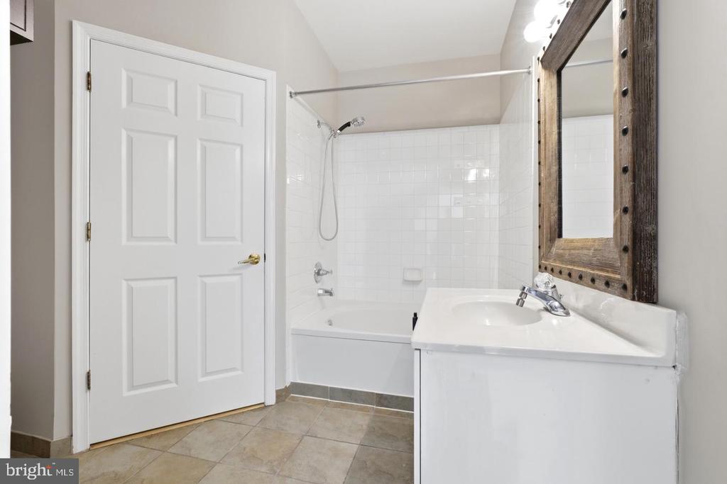 4551 STRUTFIELD LANE Unit: 4308