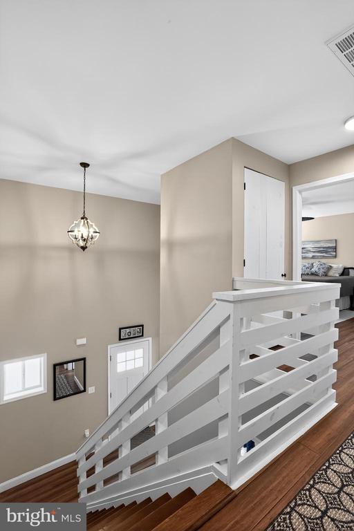 77 BALSAM LANE