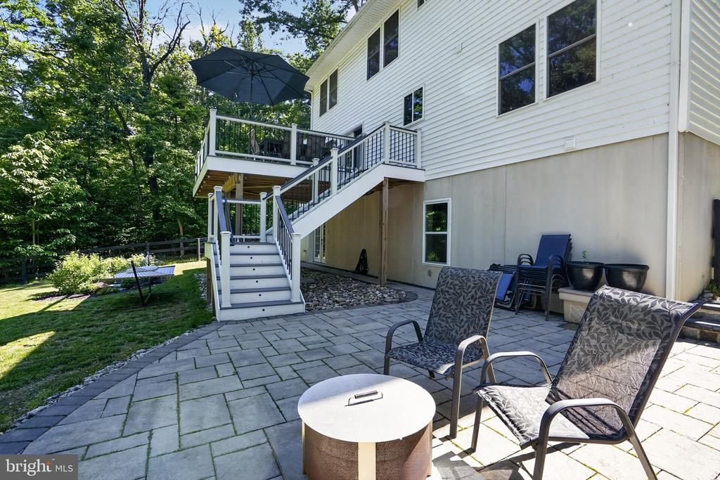 77 BALSAM LANE