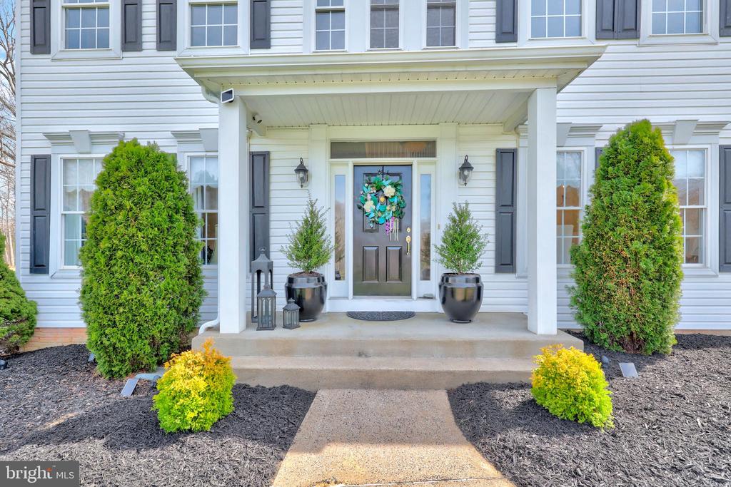 3259 SOUTHAMPTON DRIVE