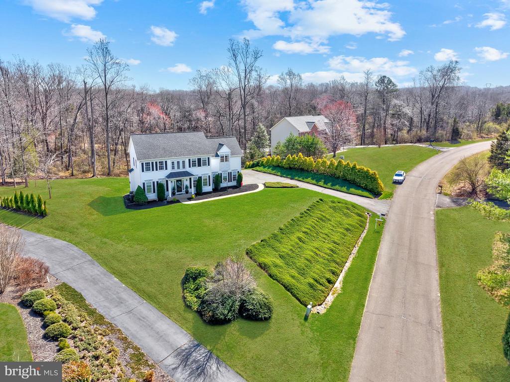3259 SOUTHAMPTON DRIVE