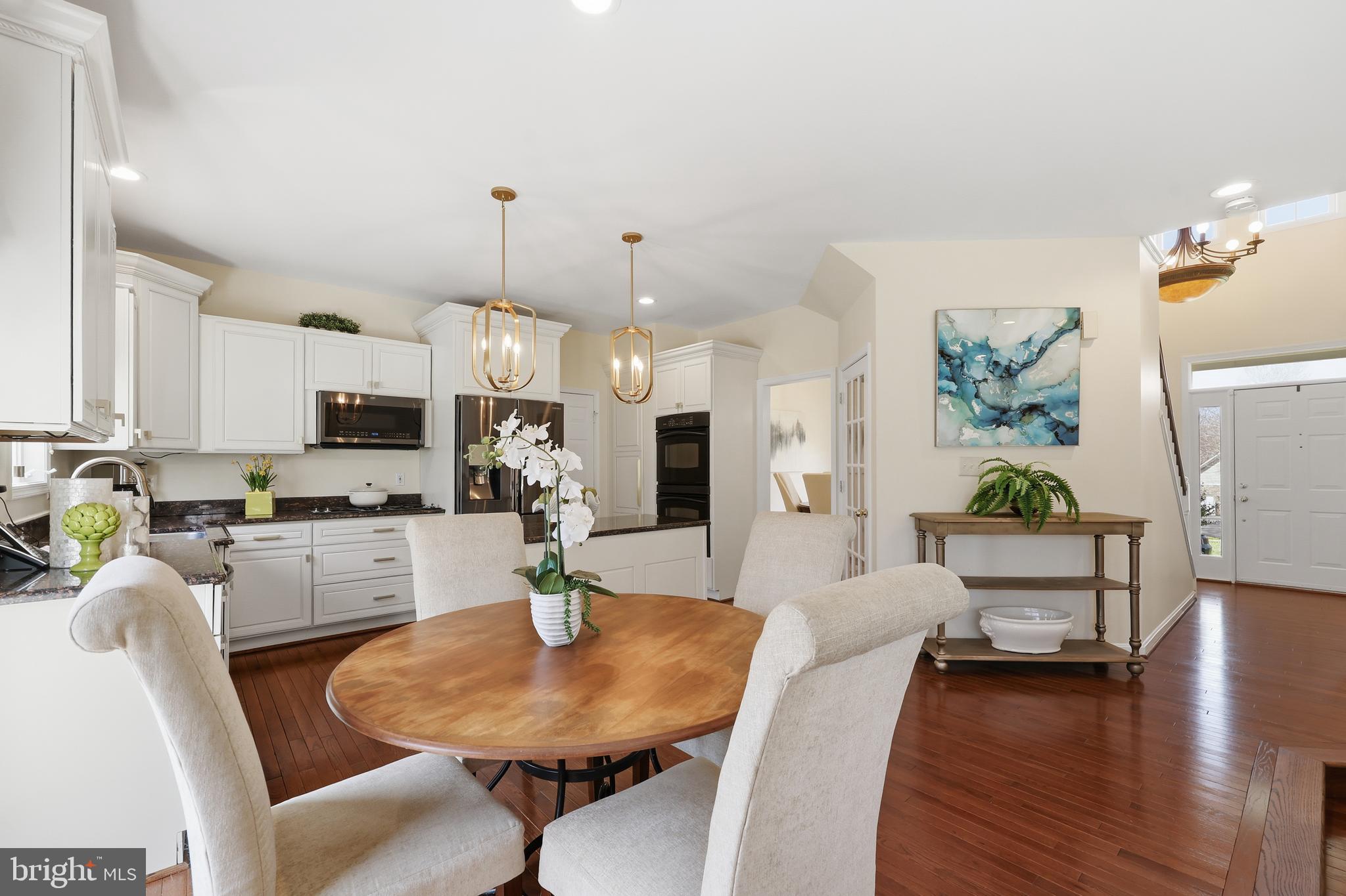 3259 SOUTHAMPTON DRIVE