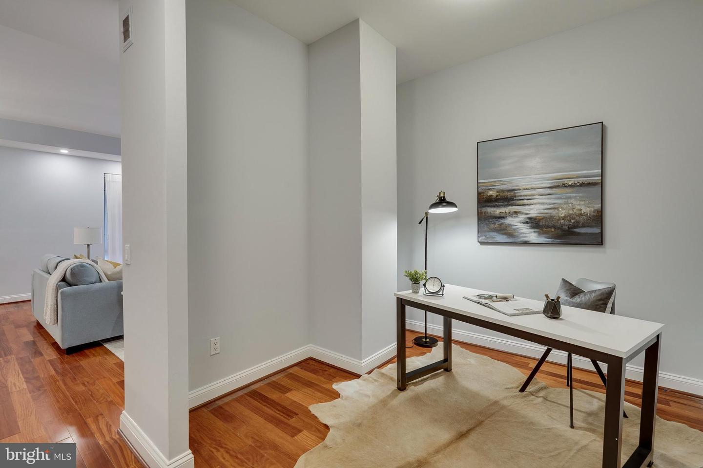 513 W Broad St #710