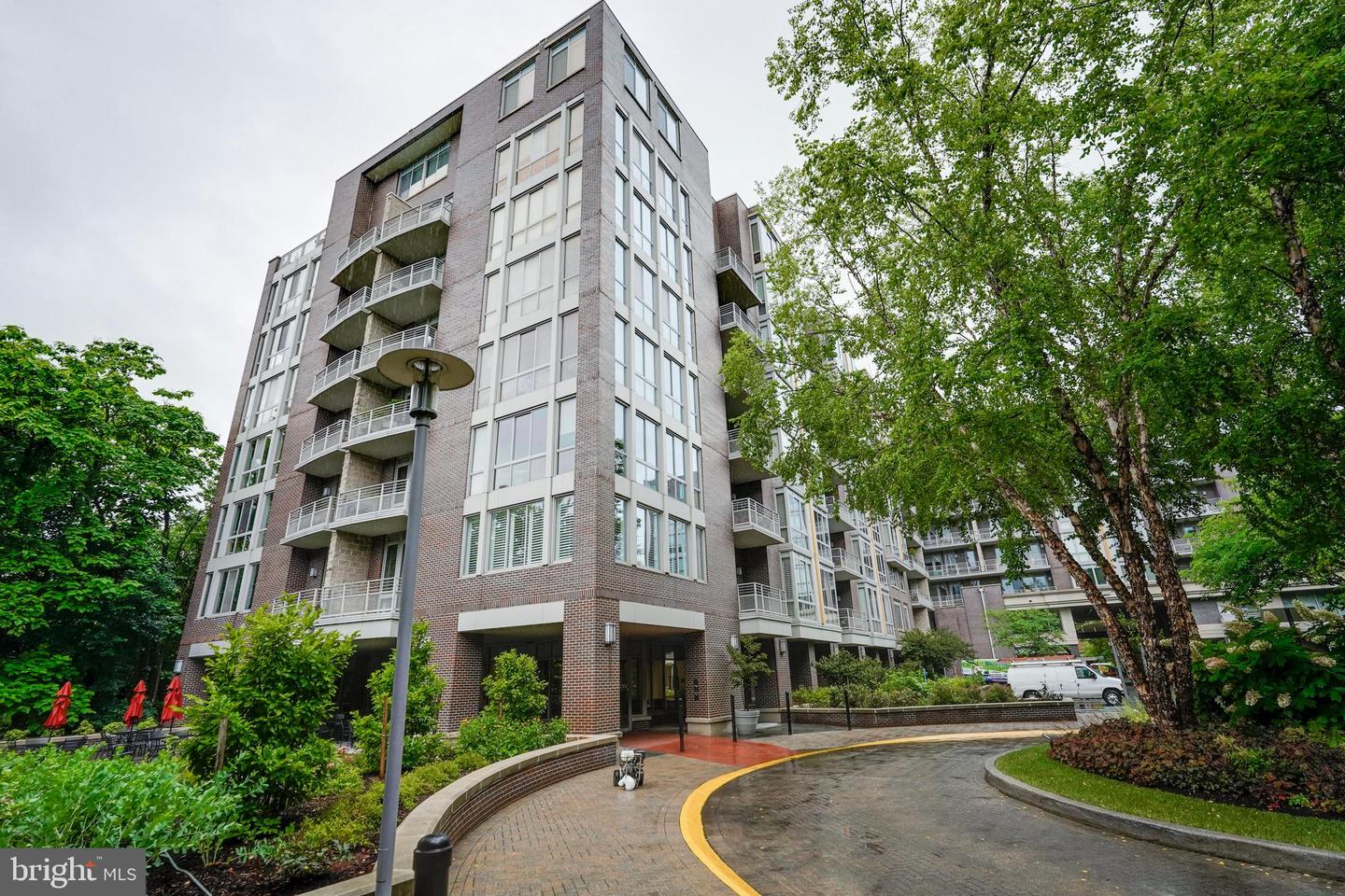 513 W Broad St #710