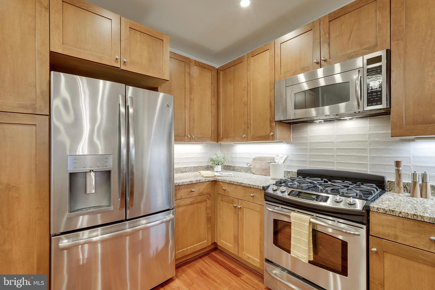 513 W Broad St #710