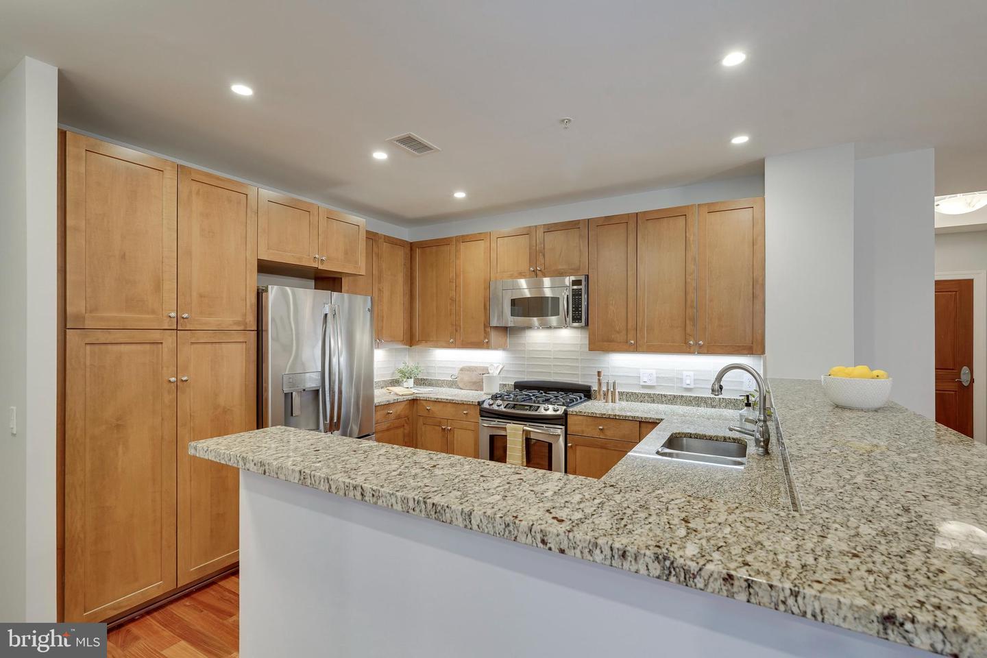 513 W Broad St #710