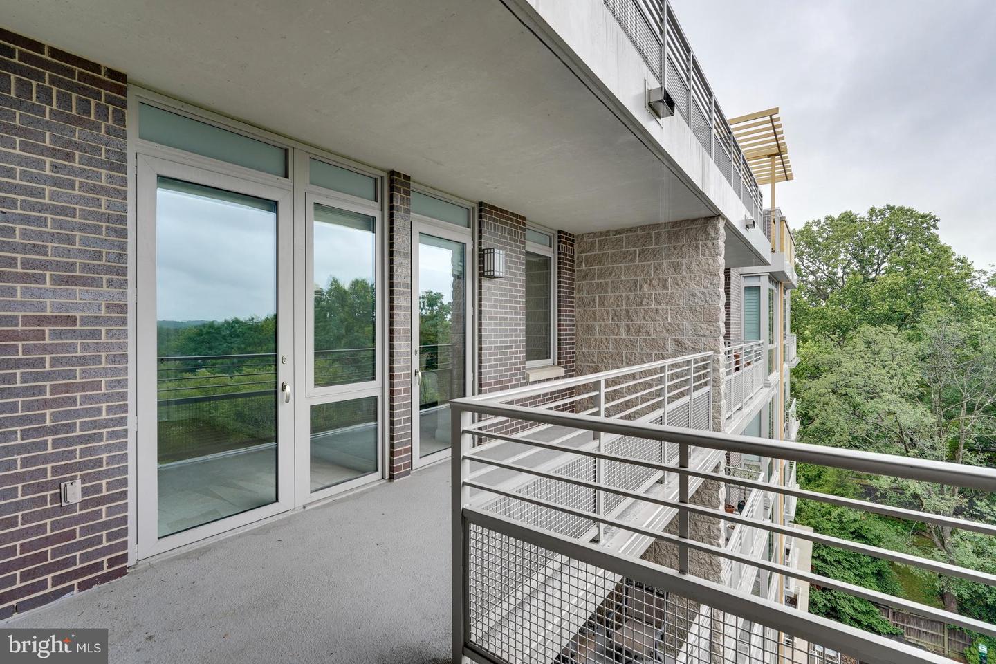 513 W Broad St #710