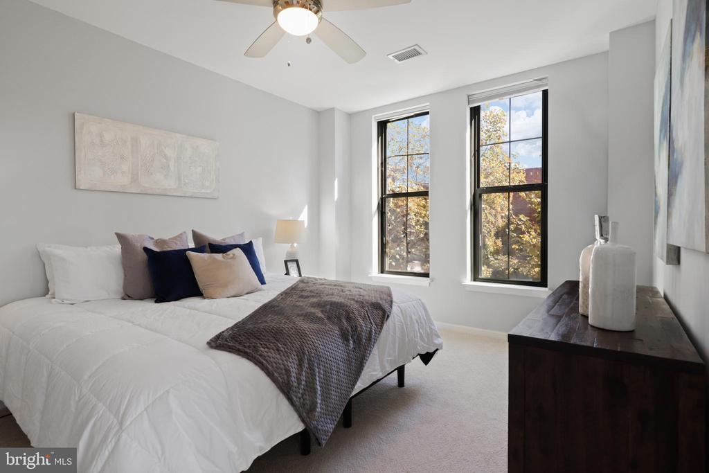 444 W Broad St #426