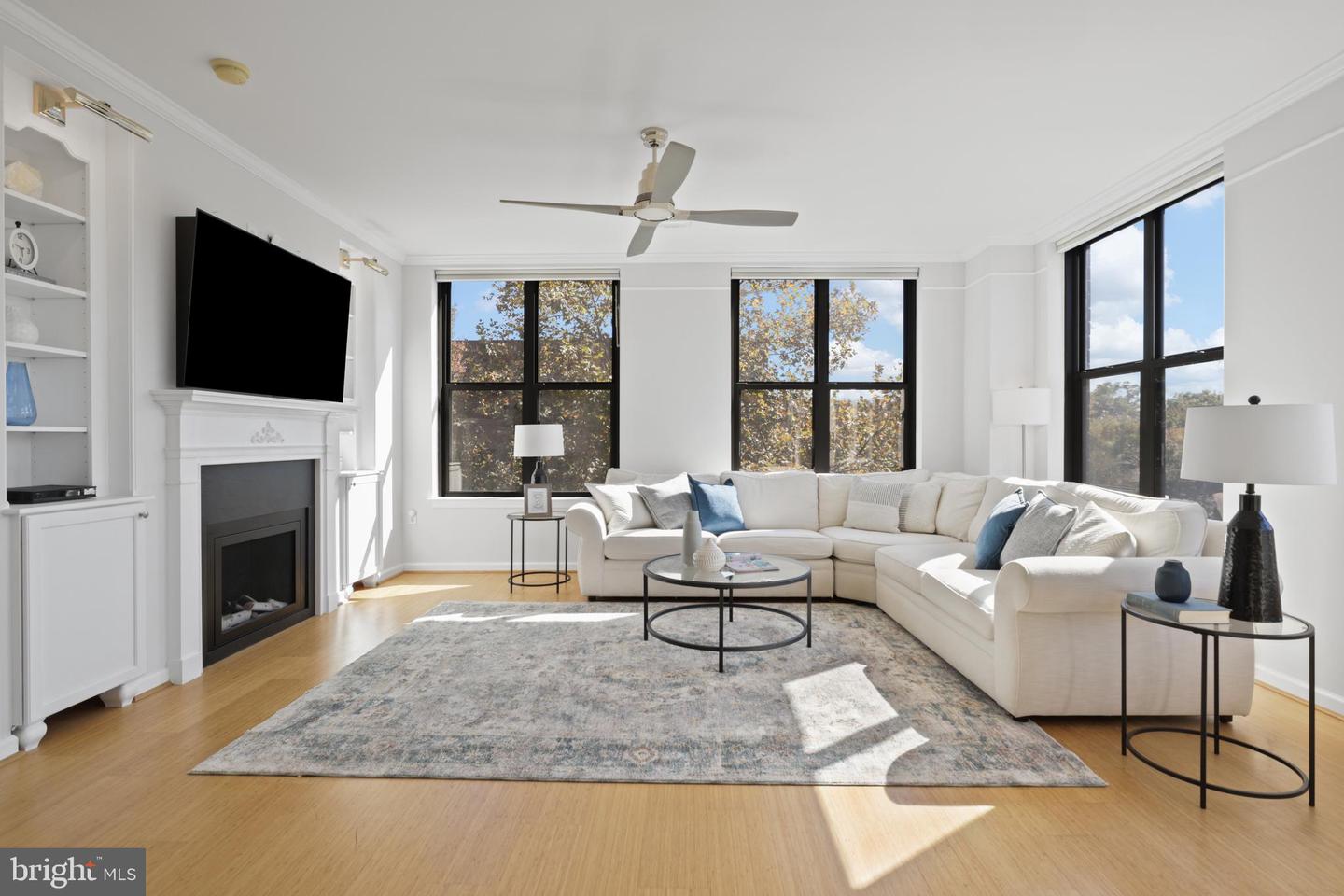 444 W Broad St #426