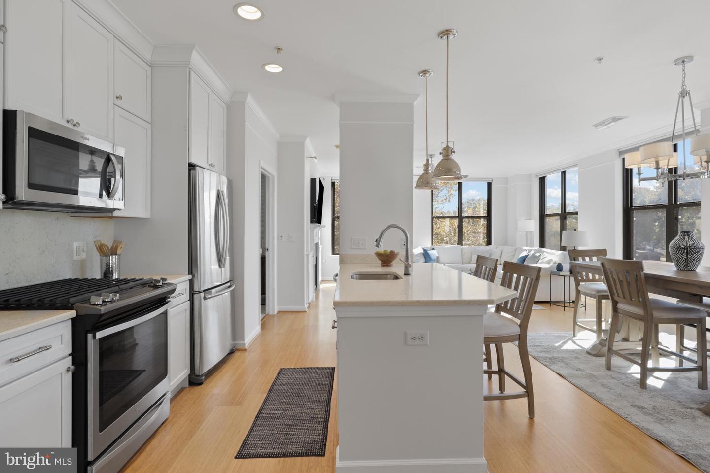 444 W Broad St #426