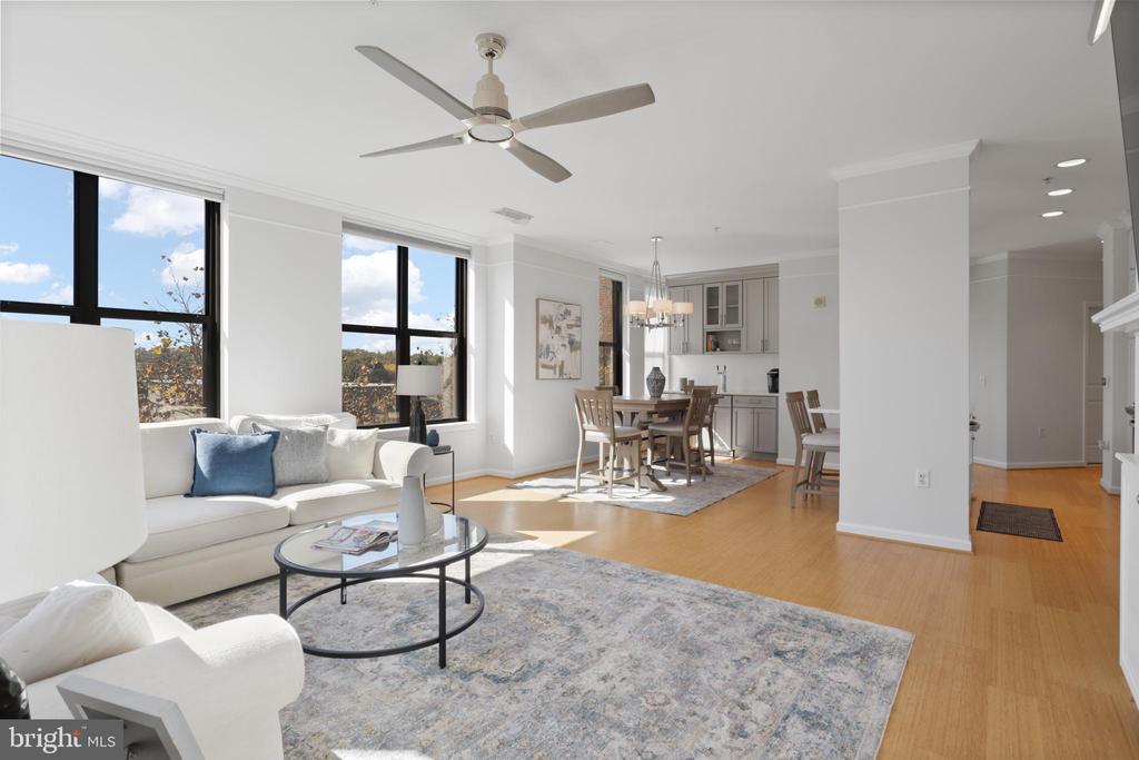 444 W Broad St #426