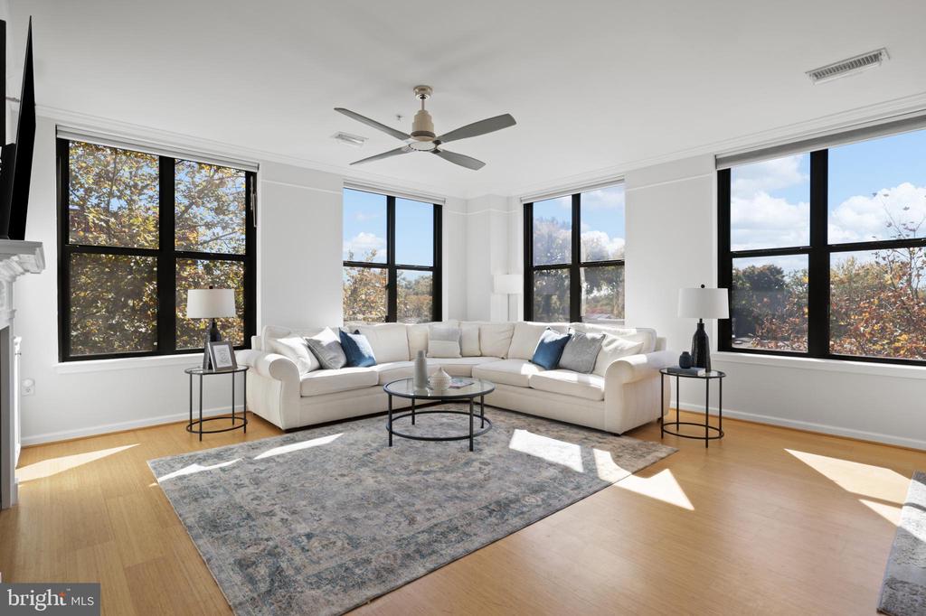 444 W Broad St #426