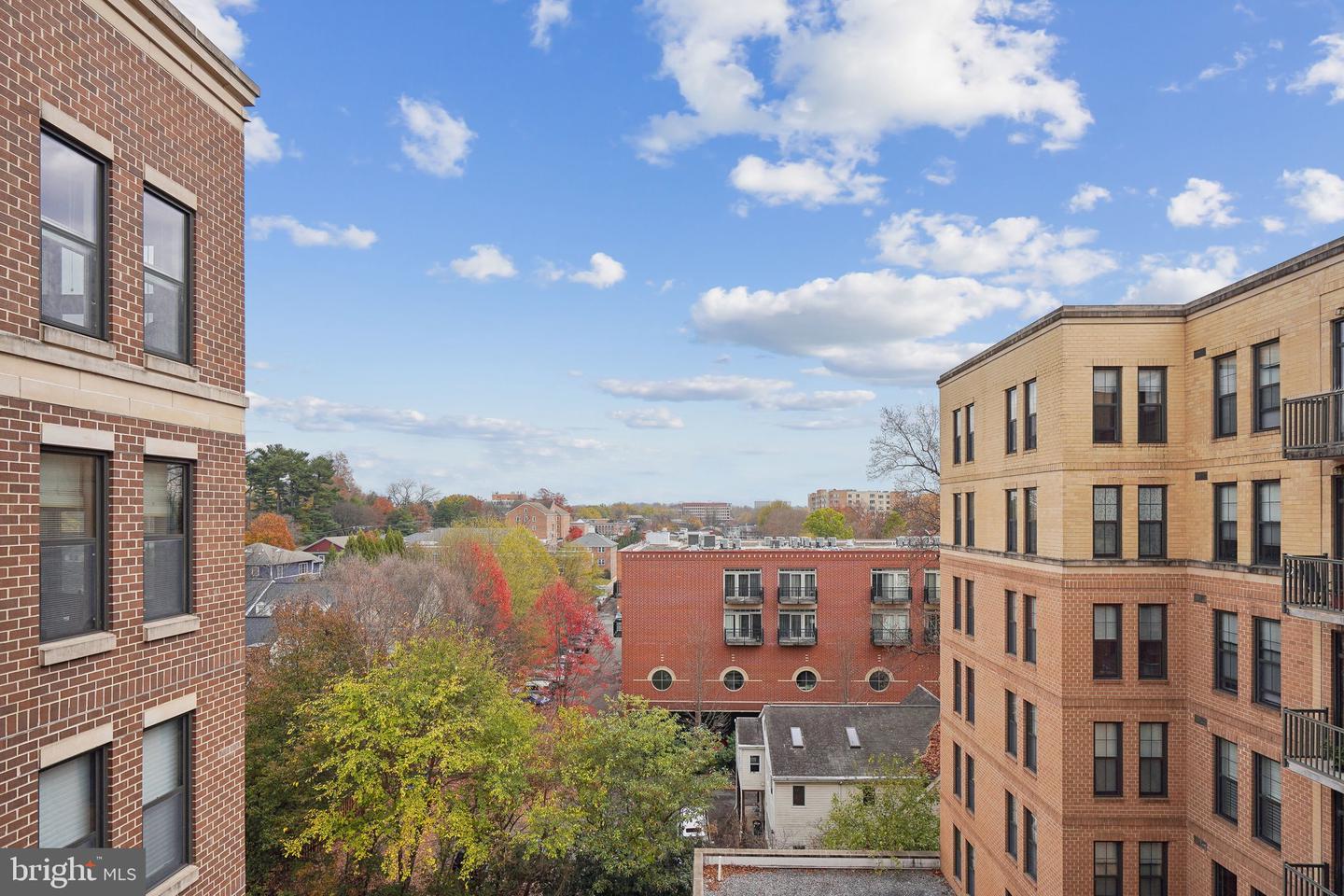 444 W Broad St #621