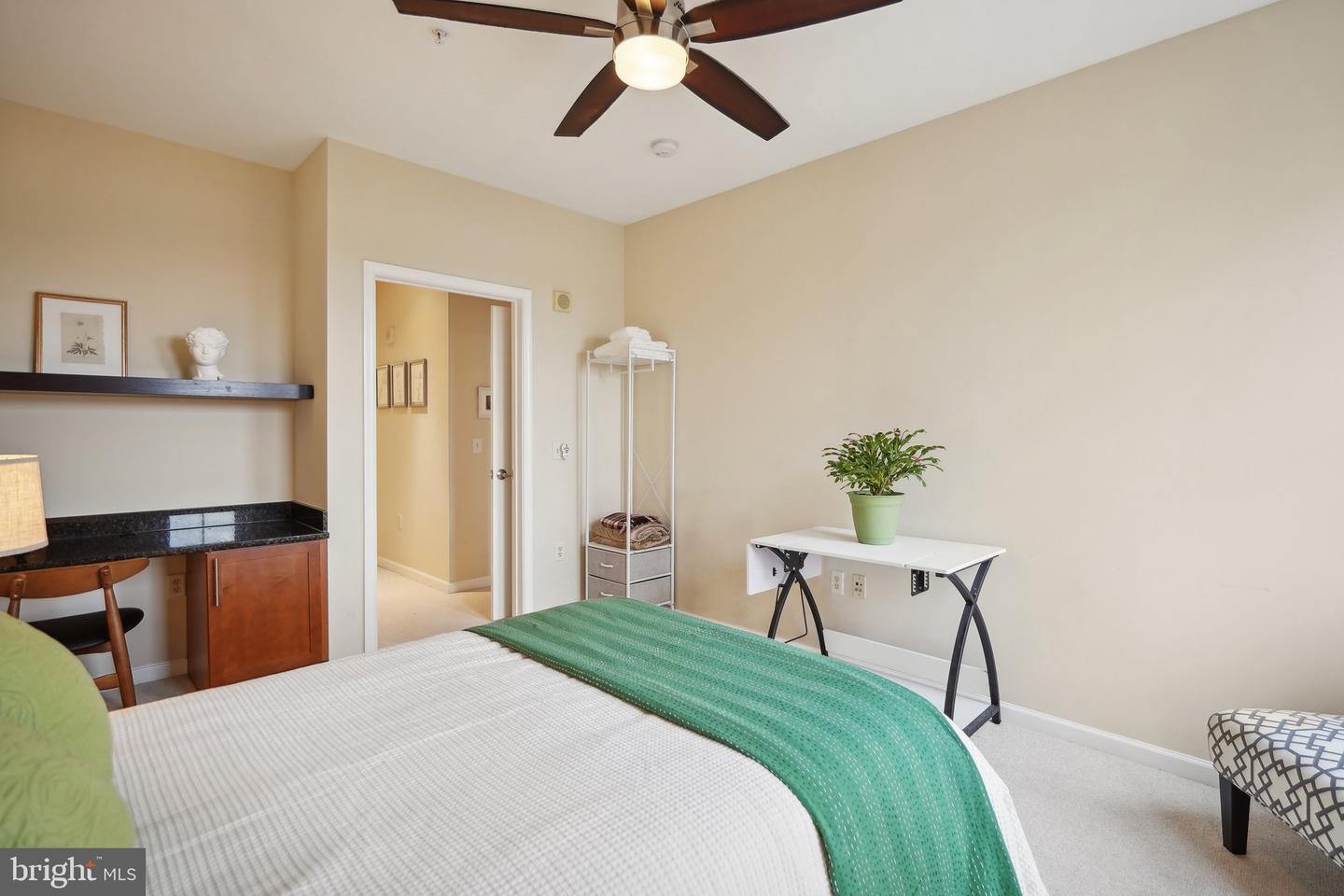 444 W Broad St #621