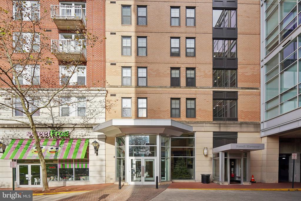 444 W Broad St #621