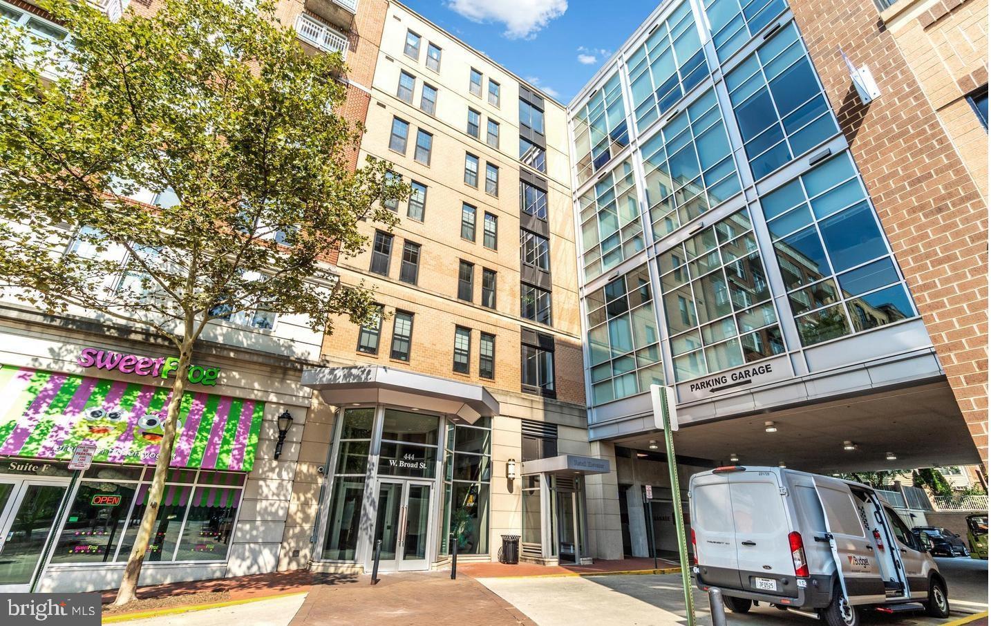 444 W BROAD STREET 303